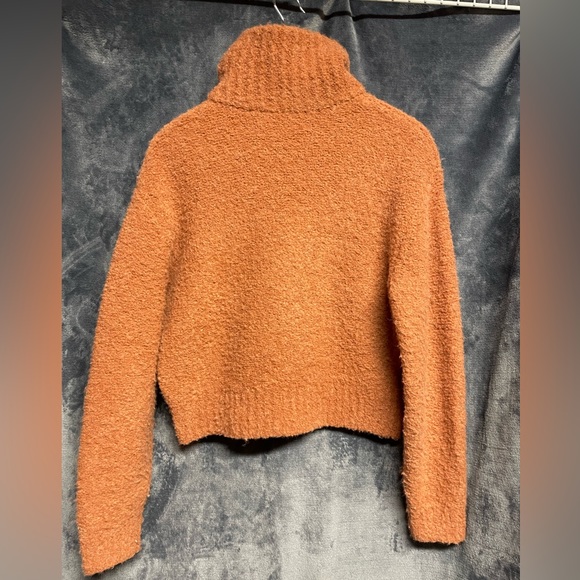 ARITZIA Wilfred Free Marilyn Sweater - Picture 4 of 11